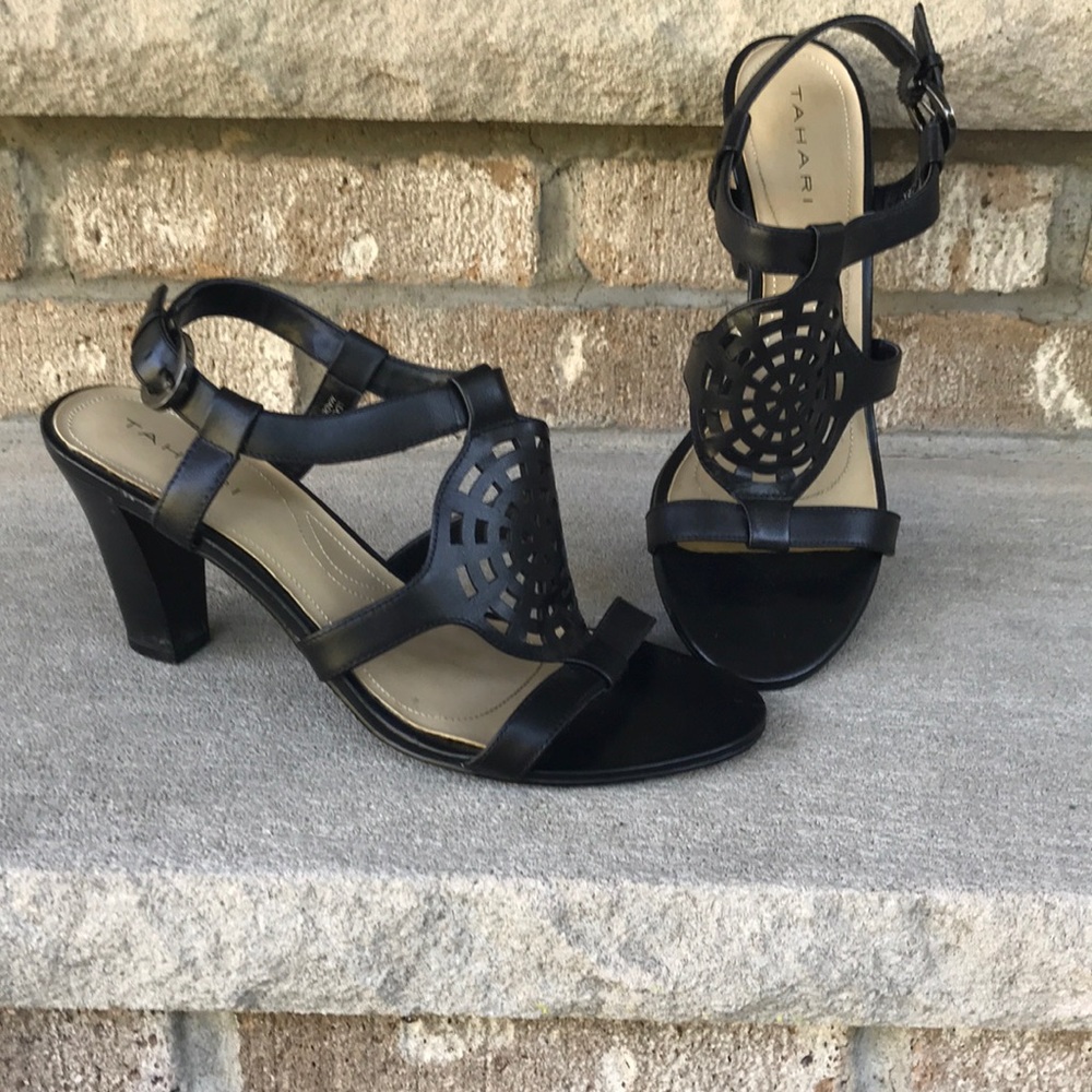 Tahari Kendra Heels
